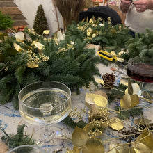Load image into Gallery viewer, champagne and mulled wine refreshments at bits and buds christmas door wreath workshop in leighon buzzard gold eucalyptus christmas decorations