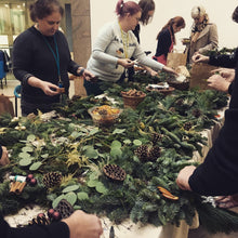 Load image into Gallery viewer, Christmas Wreath workshop at Oliver Hare
